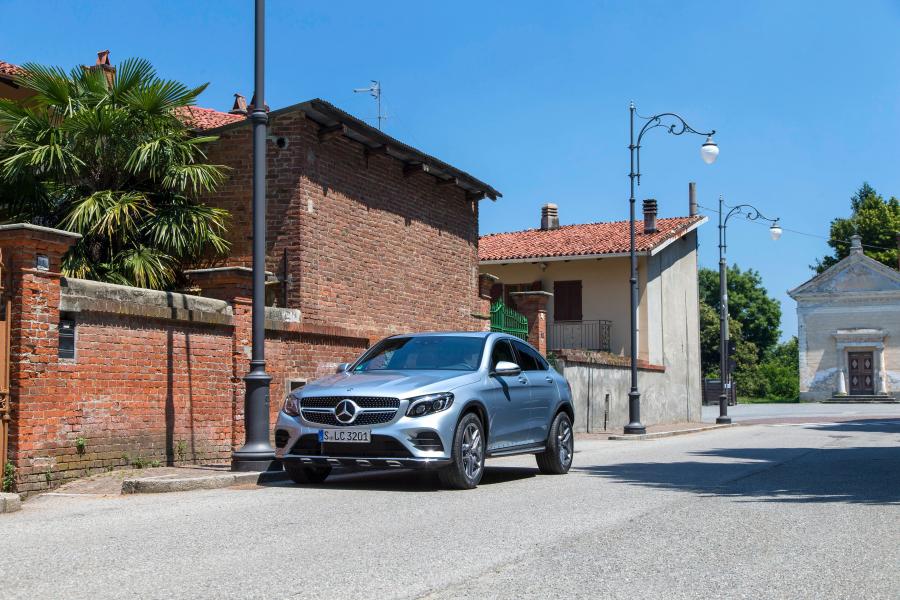  Mercedes-Benz GLC300 4Matic AMG Line Coupe 2016 года  (фото 25 из 26)